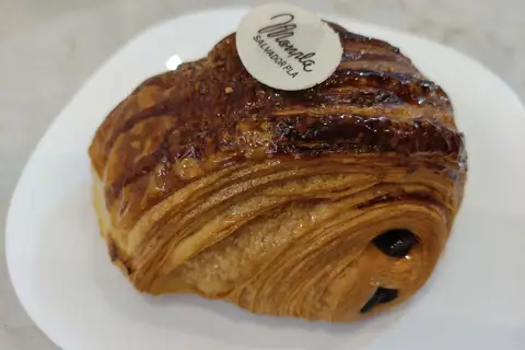 Surantha Patisserie photo 1